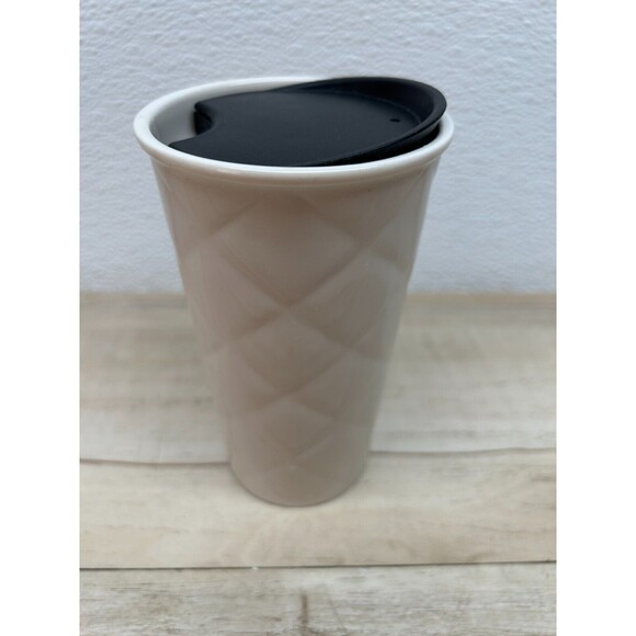 2012 Starbucks Quilted White Porcelain Coffee Travel Mug 10 Fl Oz With Lid - Picture 3 of 11